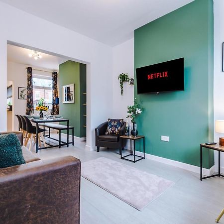 Stunning 3-Bed Home In Nantwich By 53 Degrees Property - Amazing Location, Ideal For Groups - Sleeps 6 Eksteriør bilde