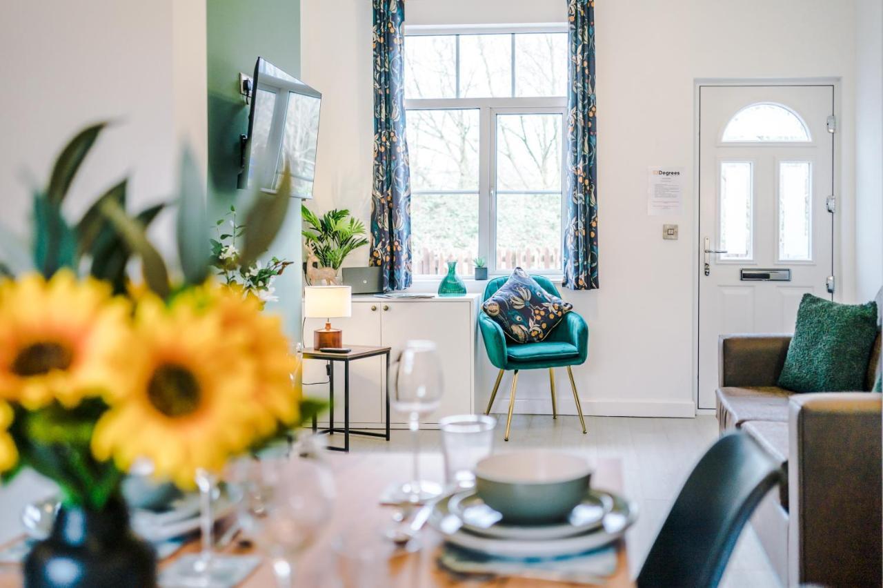 Stunning 3-Bed Home In Nantwich By 53 Degrees Property - Amazing Location, Ideal For Groups - Sleeps 6 Eksteriør bilde