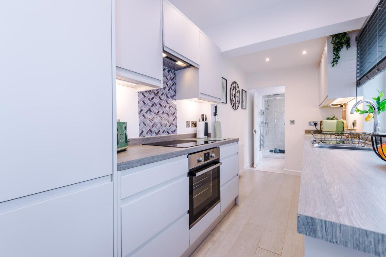 Stunning 3-Bed Home In Nantwich By 53 Degrees Property - Amazing Location, Ideal For Groups - Sleeps 6 Eksteriør bilde